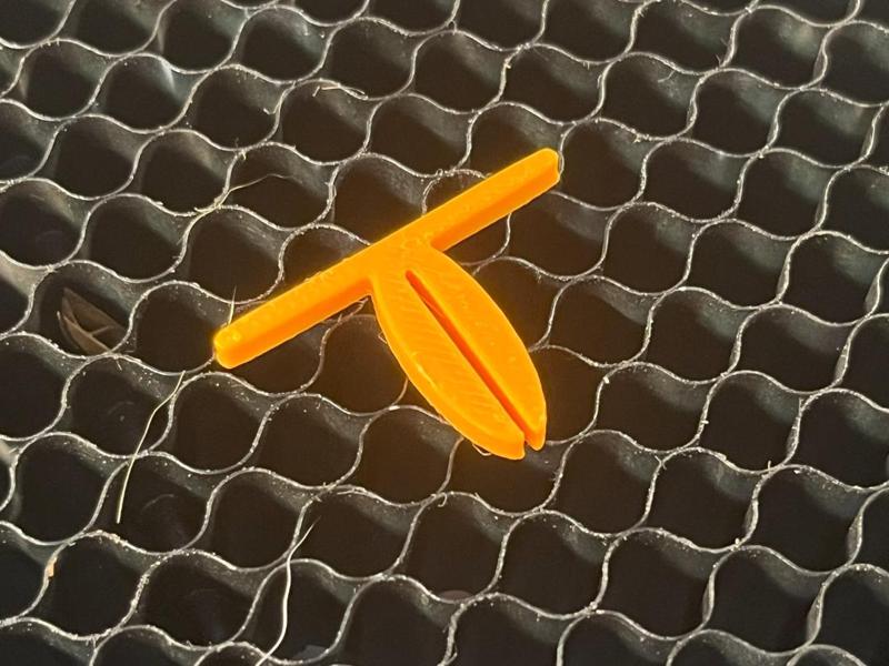 Honey Comb Bed Pin