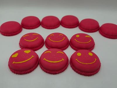 Macaron Clicky Fidget with Faces