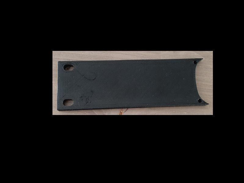 Longer MOTU rack ear for single rack unit