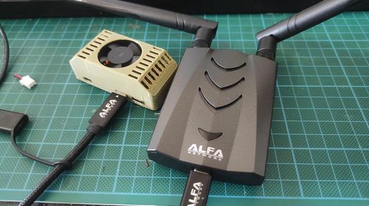 Radxa Zero 3W case with 30mm fan. Screwless, just snap all.