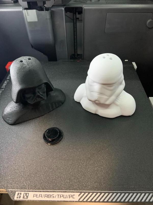 Star Wars - Darth Vader and Storm Trooper - Salt and Pepper shaker