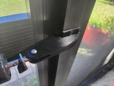 Screen Door Piston Mount