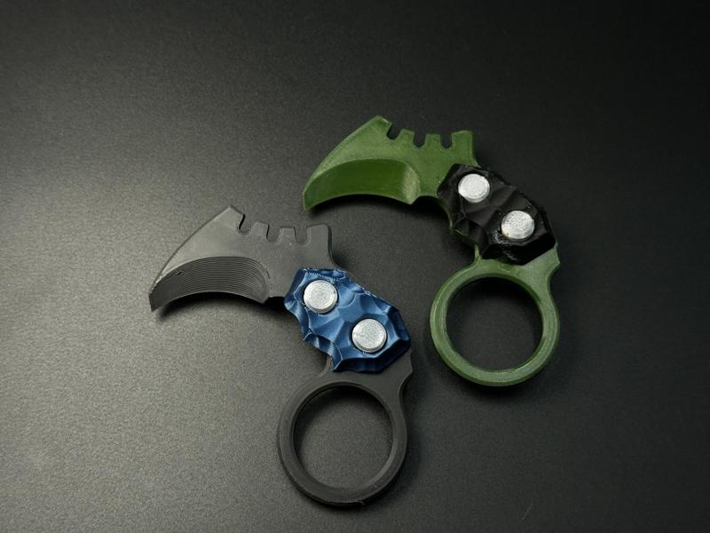 Hammer-Textured Box-Opening Karambit