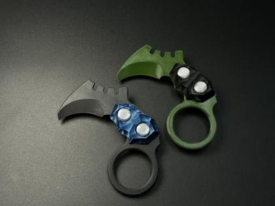 Hammer-Textured Box-Opening Karambit