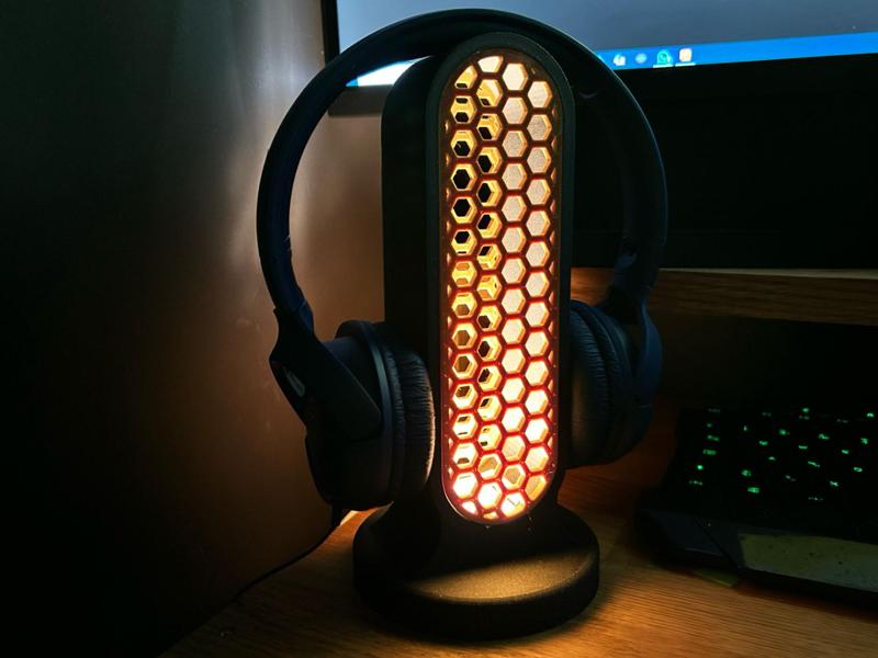 Headphone stand LAMP