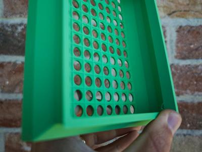 Garden soil sieve