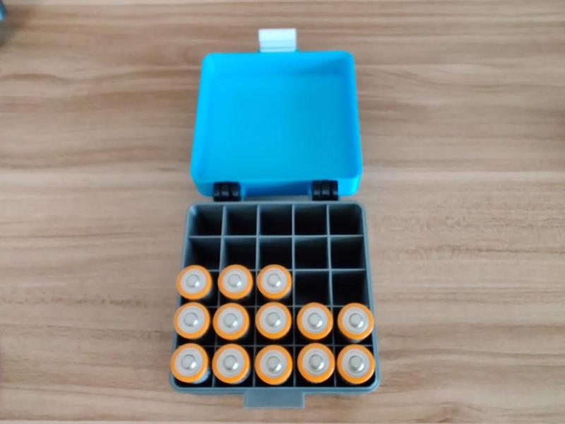 AA Battery Box