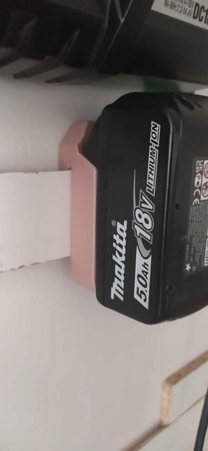 Makita battery holder for french cleat system