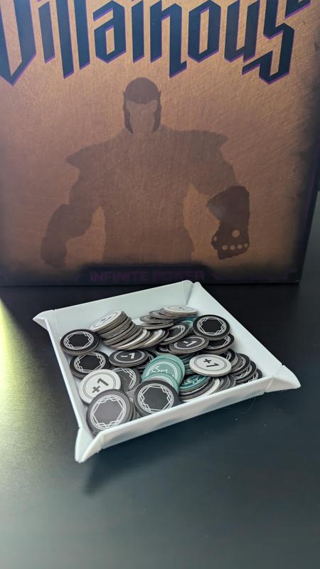 Foldable tray