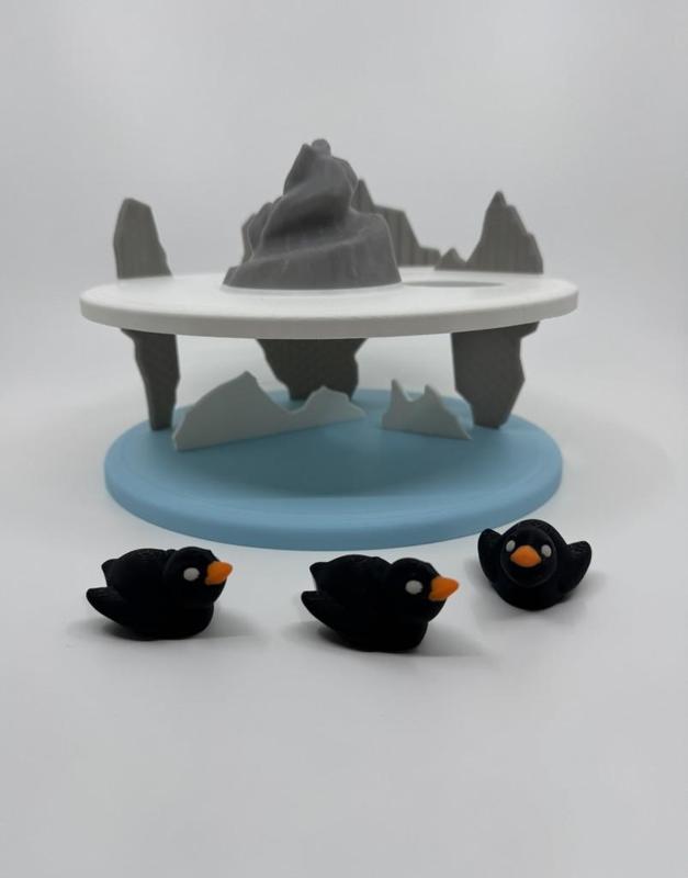 Icy Environment Playset (with Mini Penguins)