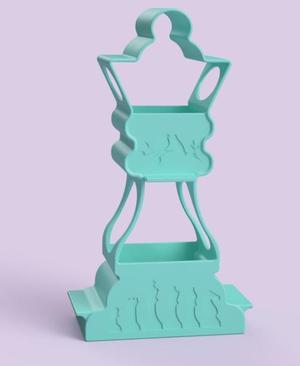 Queen Bird Feeder (chess)
