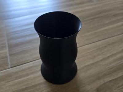 Simple vase/basket