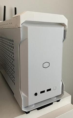 Cooler Master NC100 top hat