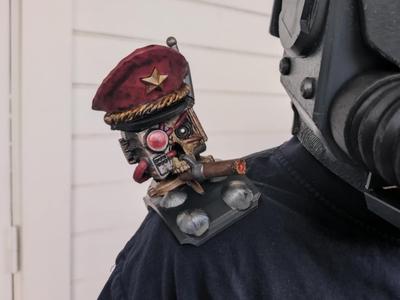 V2 shoulder-holder For the monitor mascot skull