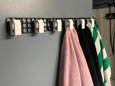 MultiBoard - Large Gravity Towel Hook