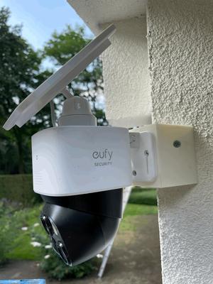 Eufy SoloCam S340 Corner mount