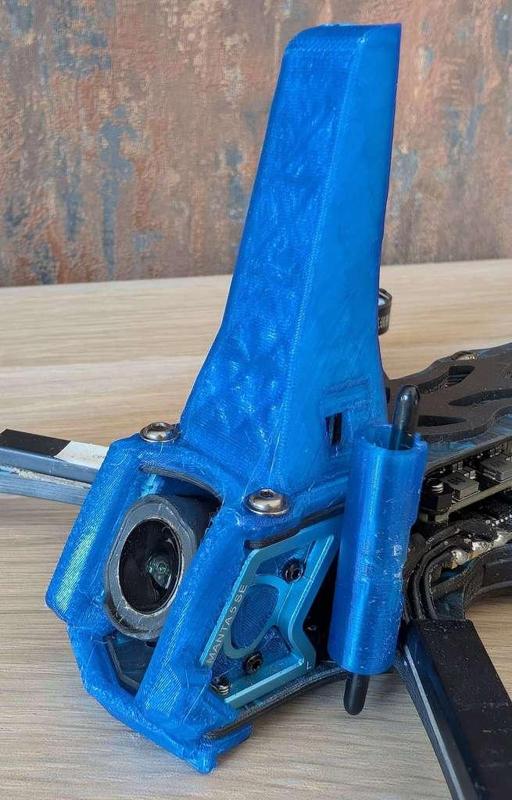 Axisflying Manta 5 SE DJI O4 Pro Camera + Antenna Mount (parametric openscad)