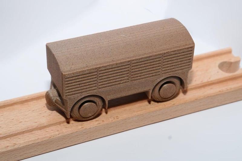 Brio compatible - all-in-one/two print in place closed freight wagon