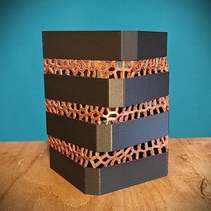 Twisted Voronoi Vase
