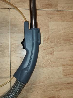 Platform for the liquid supply button for Zelmer 919.* vacuum  cleaner