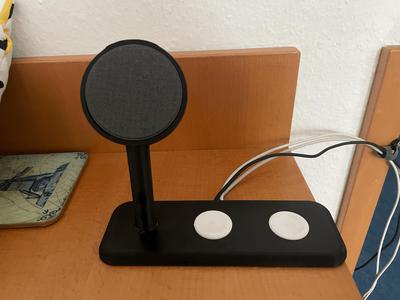 Magsafe Charging stand for AirPods, Apple Watch and iPhone