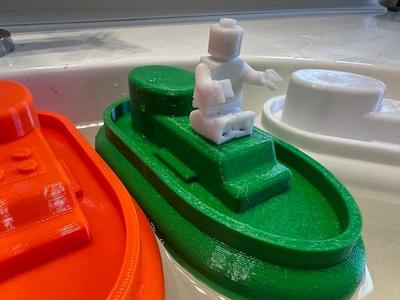 Bathtub boat for children Benchy (floatable!)