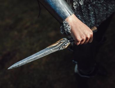 Galadriel’s Dagger & Sheath – Rings of Power