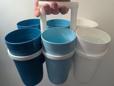 simple cup carrier