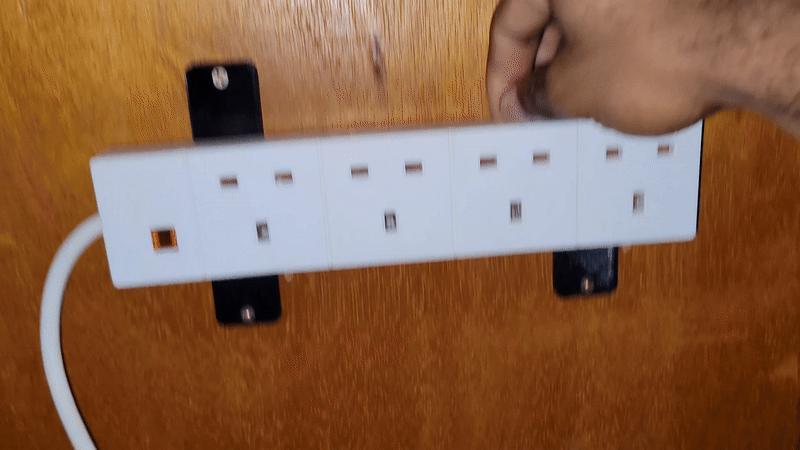 Power Strip keyhole mount bracket