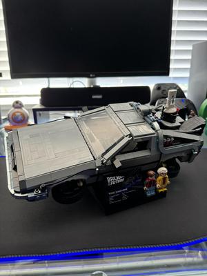 Back to the Future Lego Delorean Stand