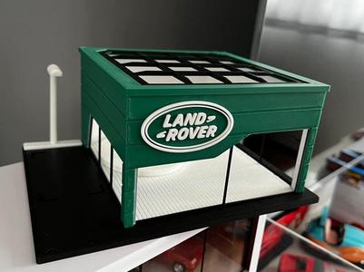 Diorama Showroom Land Rover -GigaPenguin3DPrinting
