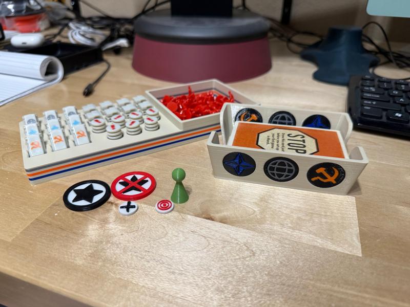 Pandemic Legacy Season 0 Tray and Starting Components