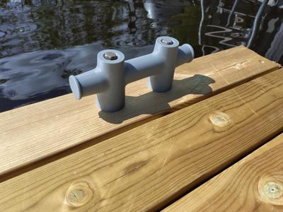Boat bollard