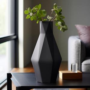 Garlate Lago Vase – Modern Geometric Statement Piece