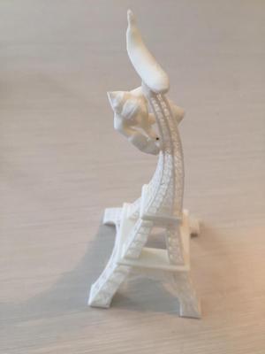 King Kong Eiffel Tower
