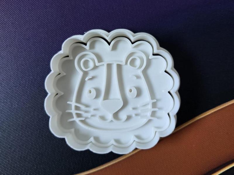 Lion Head Cookie Cutter Playdoh Cute Baking Shape