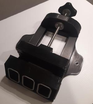 Bench vise