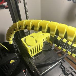 Ender 3 V3 KE - Cover stepper motor+ spine cable chain holder v2 - punisher edition