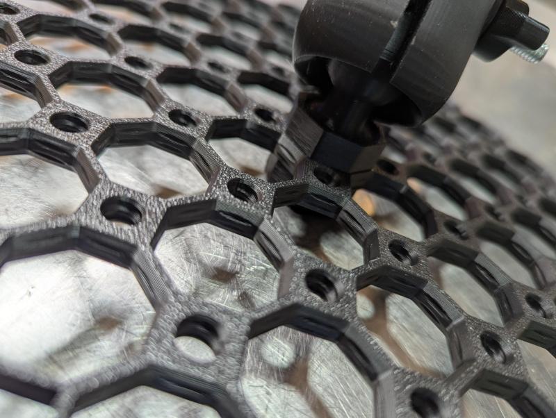 Multiboard Big Thread RAM Mount v2.stl