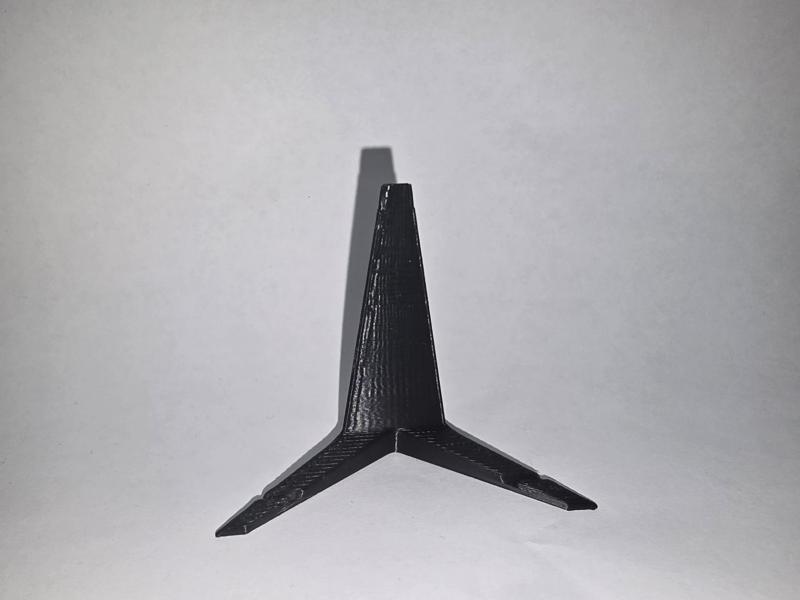 Minimalist Postcard & Polaroid Stand