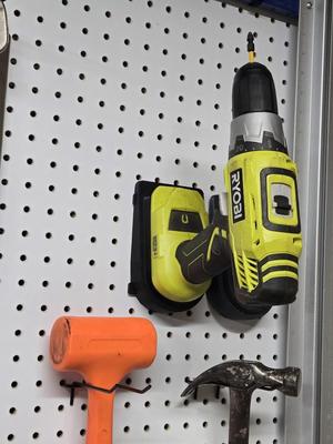 Ryobi One+ 18V Tool Pegboard Mount