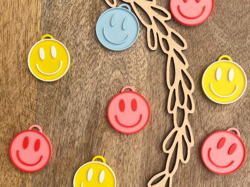 Smiley pendant