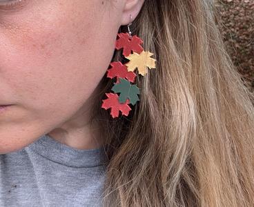 FALL in love with these dangly color swap leaf earrings - jewelry, fall, autumn leaves