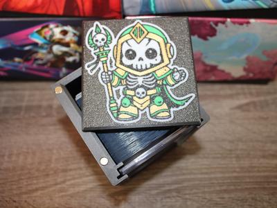 MTG EDH Commander Showcase Deck Box - Szarekh