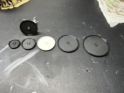 Blank round miniature base with magnet slot