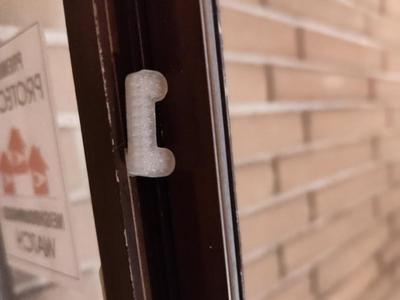Albern Storm Door Clip