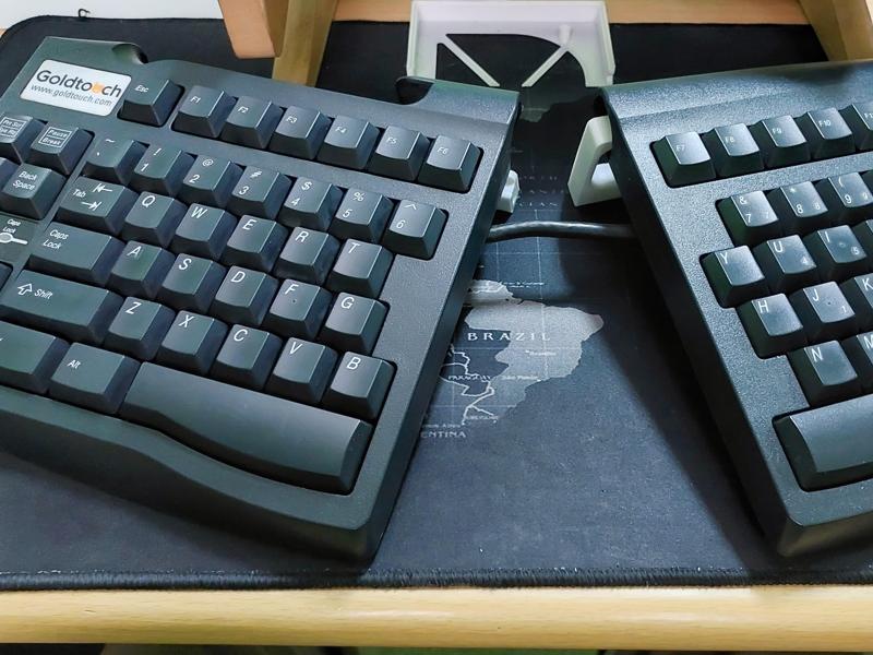 Goldtouch Split Keyboard Riser / Latch Replacement