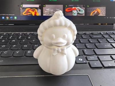 An adorable "Garlic Duck"
