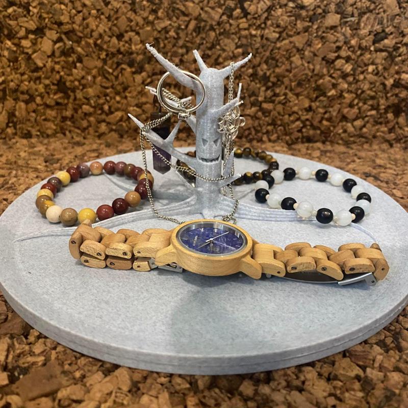 Haunted tree jewelry stand.stl