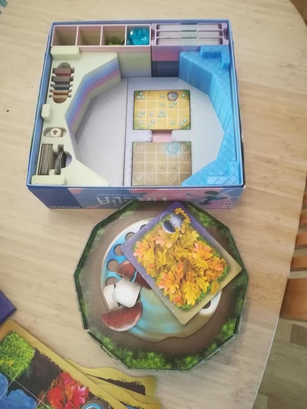 Mycelia Boardgame Insert